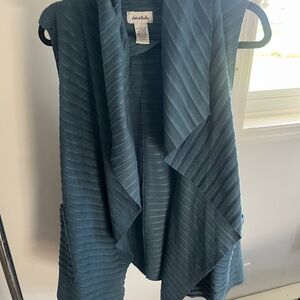 Le Moda Blue Sleeveless Sweater